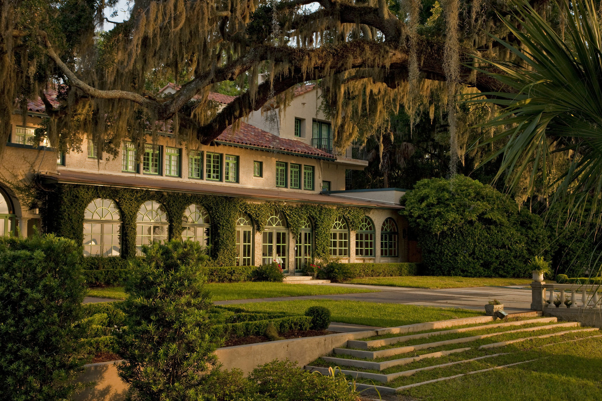 Club Continental Hotel Orange Park Exterior photo